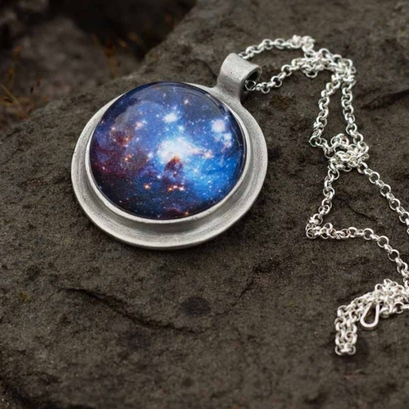 Boutique Academia Blue Nebula Necklace - Picture 1 of 16